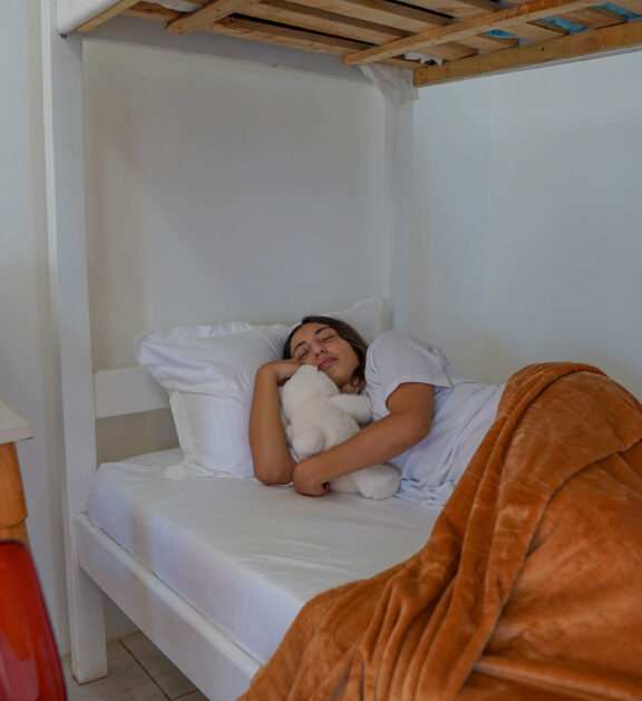 Escape the coastal heat and relax in complete comfort. Our student rooms and common areas feature full air conditioning systems, maintaining a cool, refreshing temperature that supports both better sleep and productive daytime studying.